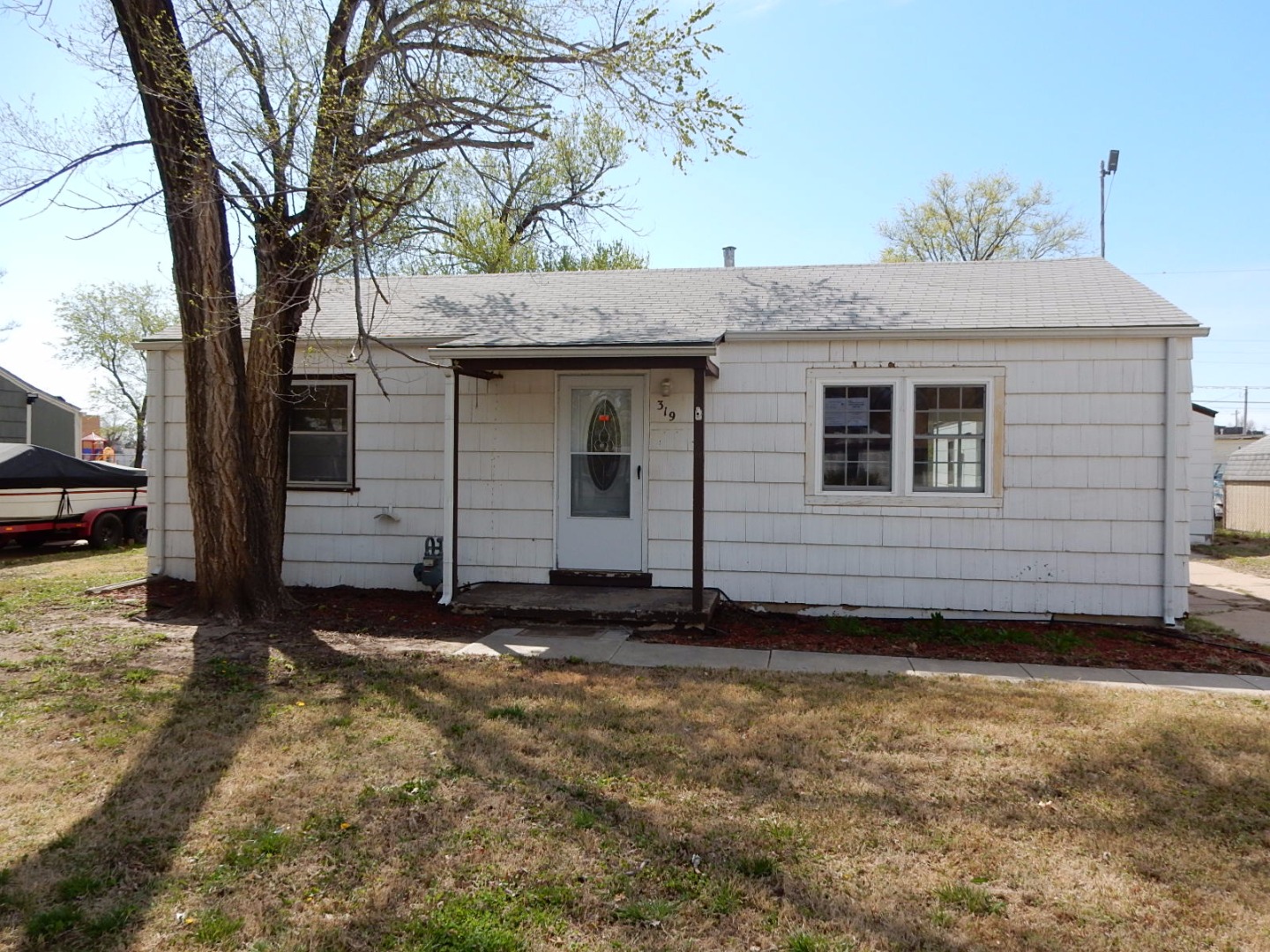 319 Alice StHaysville, KS, 67060Sedgwick County