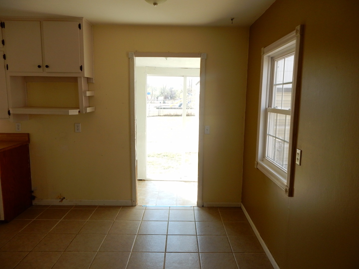 319 Alice StHaysville, KS, 67060Sedgwick County