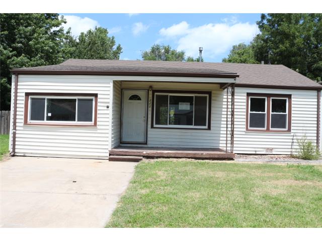 222 E Waggoner LnHaysville, KS, 67060Sedgwick County