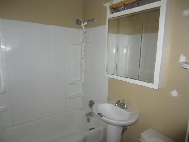 235 Dwight CtHaysville, KS, 67060Sedgwick County