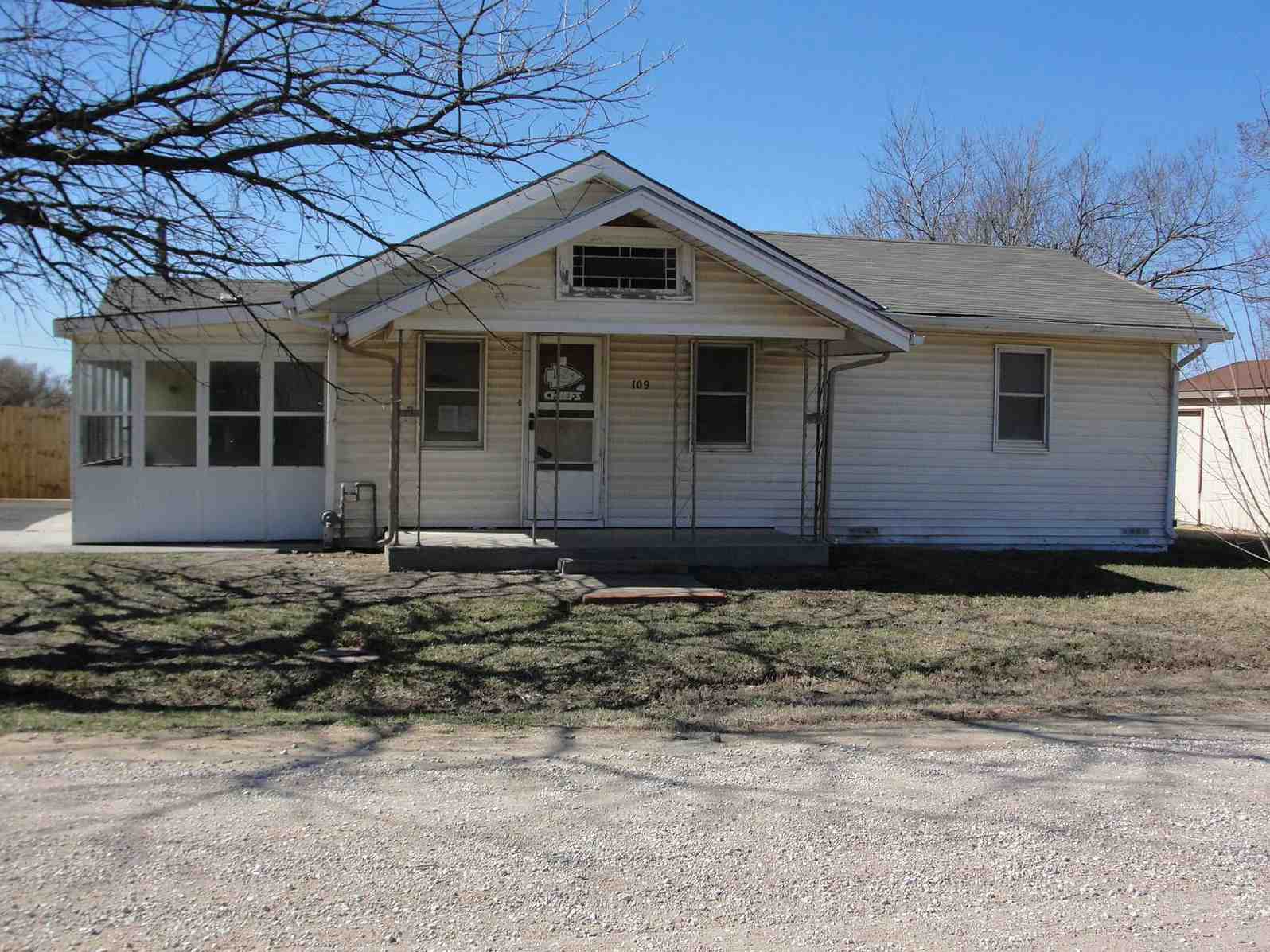 109 N ProspectLehigh, KS, 67073Marion County