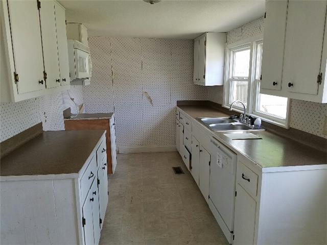 315 N Burns AveValley Center, KS, 67147Sedgwick County
