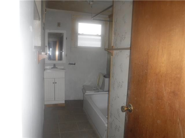 1216 Menor StWinfield, KS, 67156Cowley County
