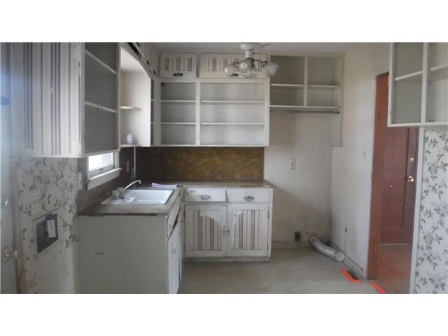1952 N Litchfield StWichita, KS, 67203Sedgwick County