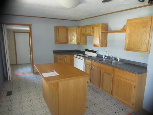 818 W 51st St NWichita, KS, 67204Sedgwick County