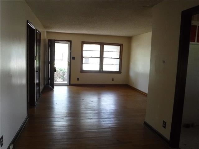 644 S Whittier StWichita, KS, 67207Sedgwick County