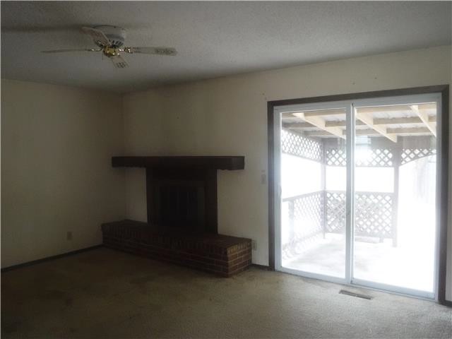 915 S Laurel StWichita, KS, 67207Sedgwick County