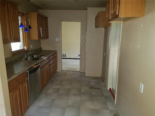 350 N Hillcrest AveWichita, KS, 67208Sedgwick County