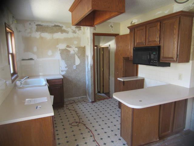649 Harding StWichita, KS, 67208Sedgwick County