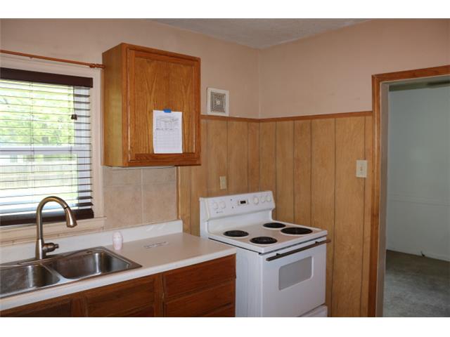 632 N Oliver AveWichita, KS, 67208Sedgwick County