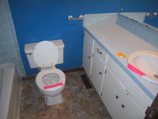 4907 W 12th St NWichita, KS, 67212Sedgwick County