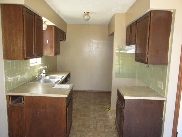 144 N Young StWichita, KS, 67212Sedgwick County