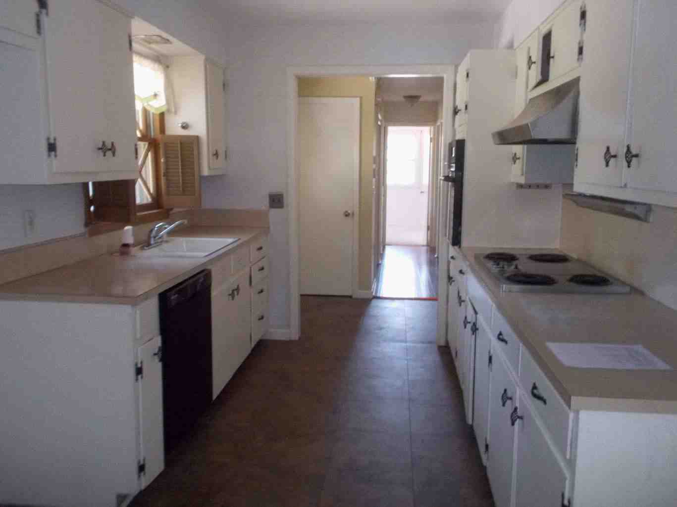 901 N Murray StWichita, KS, 67212Sedgwick County