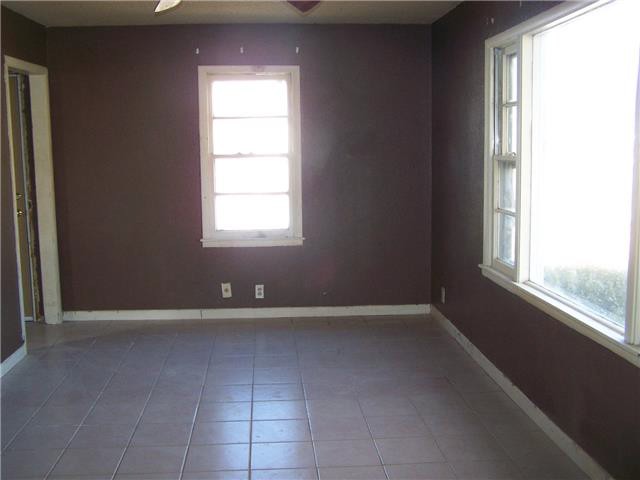 1819 S Saint Paul StWichita, KS, 67213Sedgwick County