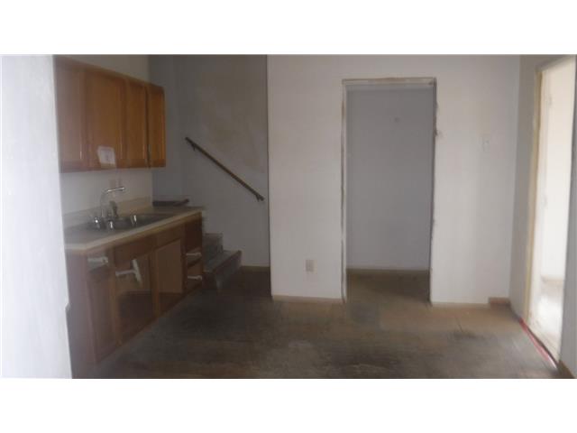 1524 W Maple StWichita, KS, 67213Sedgwick County