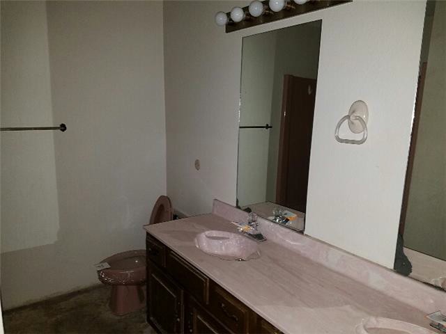 2421 S Yellowstone #2002Wichita, KS, 67215Sedgwick County
