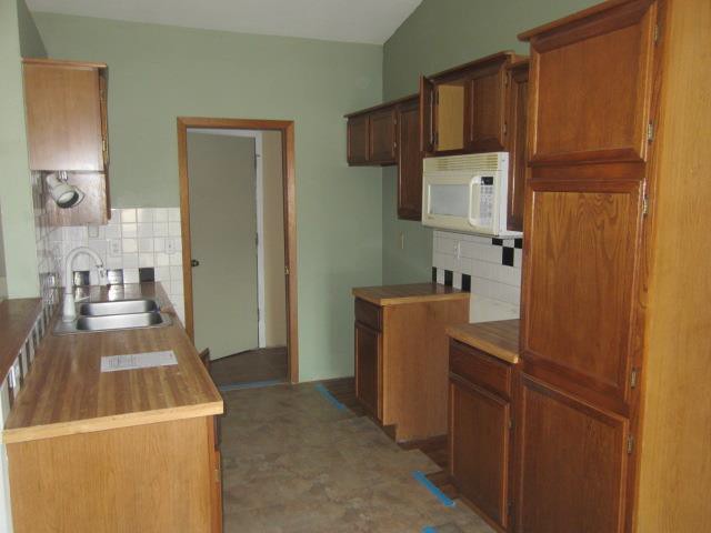 922 E Idlewild DrWichita, KS, 67216Sedgwick County