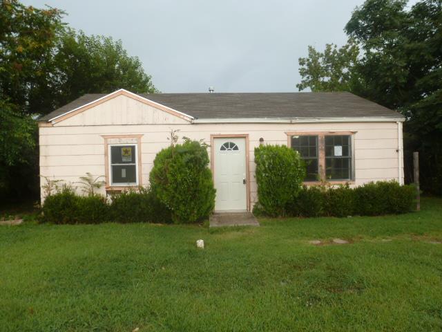 5121 S Meadowview AveWichita, KS, 67216Sedgwick County