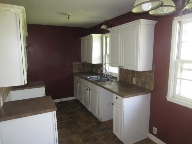 3427 S Ida StWichita, KS, 67216Sedgwick County