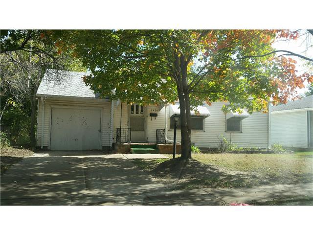 2638 S Santa Fe StWichita, KS, 67216Sedgwick County