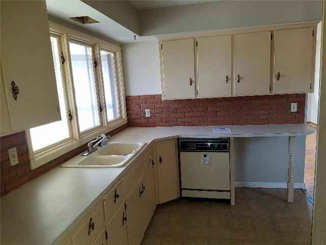 2827 S Hiram AveWichita, KS, 67217Sedgwick County