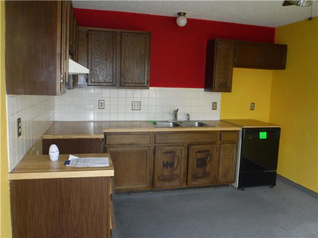 2813 W Savannah AveWichita, KS, 67217Sedgwick County