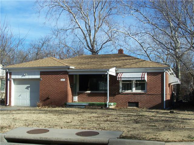 2314 S Ridgewood DrWichita, KS, 67218Sedgwick County