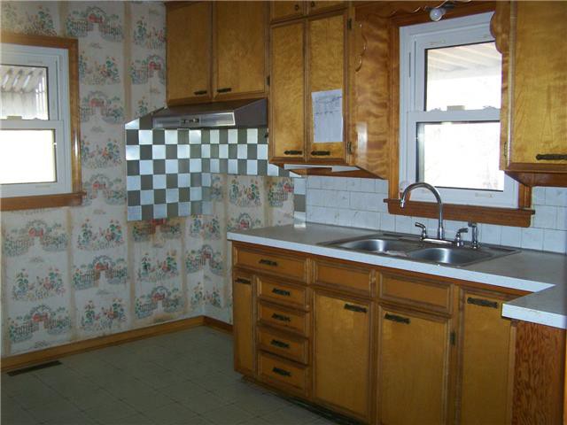 2314 S Ridgewood DrWichita, KS, 67218Sedgwick County
