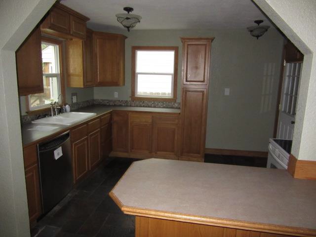 607 S Yale StWichita, KS, 67218Sedgwick County