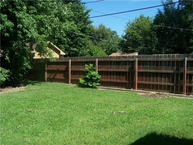 1827 S Parkwood LnWichita, KS, 67218Sedgwick County