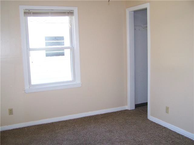 1827 S Parkwood LnWichita, KS, 67218Sedgwick County