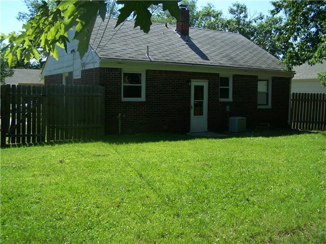 1827 S Parkwood LnWichita, KS, 67218Sedgwick County