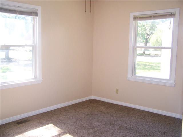 1827 S Parkwood LnWichita, KS, 67218Sedgwick County