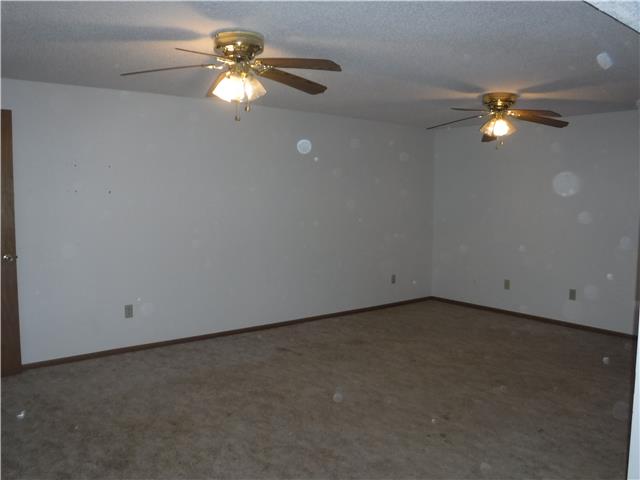2123 N Sunridge StWichita, KS, 67235Sedgwick County