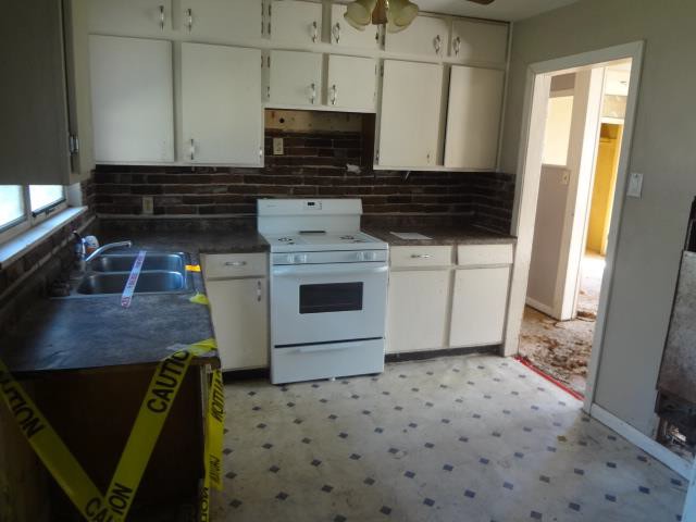 1434 Franklin StSalina, KS, 67401Saline County