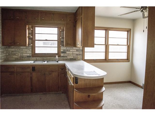 1843 Simmons StSalina, KS, 67401Saline County