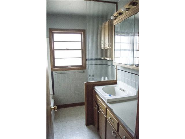 1843 Simmons StSalina, KS, 67401Saline County