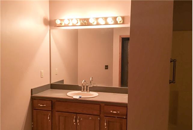 2407 Ambassador DrSalina, KS, 67401Saline County