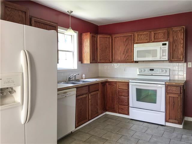 1009 N 8th StSalina, KS, 67401Saline County