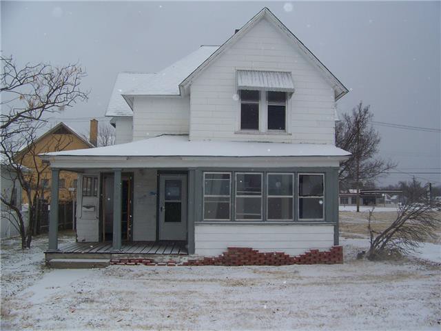 216 E 3rd AveHutchinson, KS, 67501Reno County