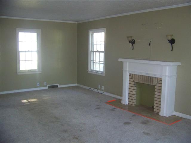 326 E 16th AveHutchinson, KS, 67501Reno County