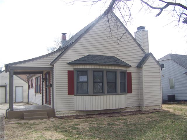 9 W 23rd AveHutchinson, KS, 67502Reno County