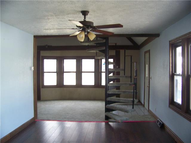 9 W 23rd AveHutchinson, KS, 67502Reno County