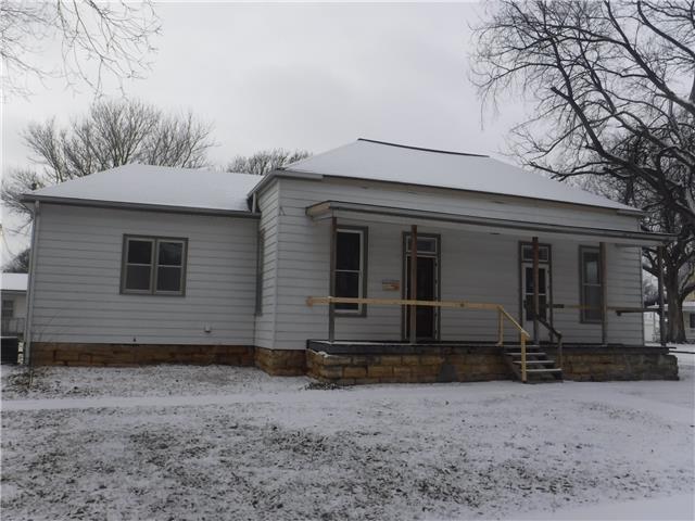 110 N Humbolt AveEllinwood, KS, 67526Barton County