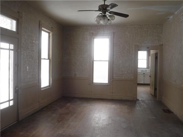 110 N Humbolt AveEllinwood, KS, 67526Barton County