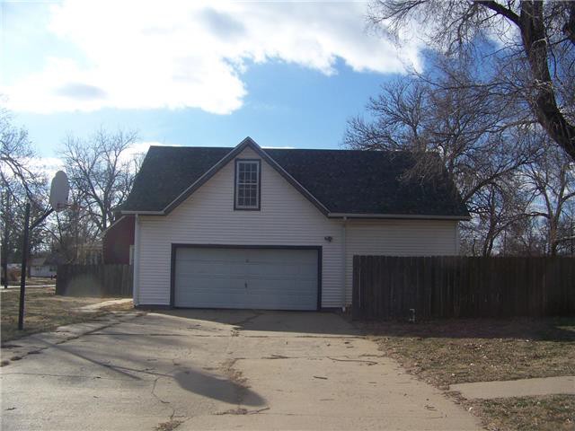 313 South Workman StLyons, KS, 67554Rice County