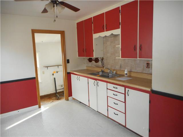 206 S Saint John AveLyons, KS, 67554Rice County