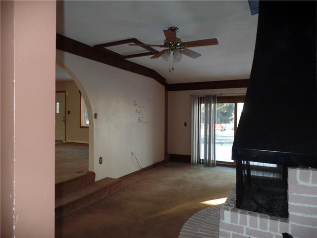 2018 Thompson AveDodge City, KS, 67801Ford County
