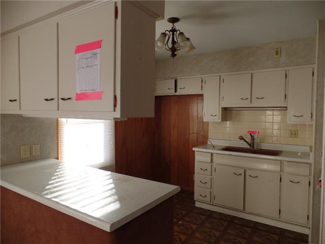 2018 Thompson AveDodge City, KS, 67801Ford County
