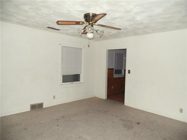 1410 Avenue FDodge City, KS, 67801Ford County